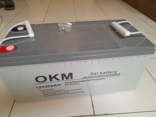 Batterie Solaire OKM( 200 AMPÈRES) image 2