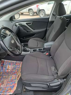 Hyundai elantra image 9