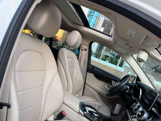 Mercedes GLC 300 sport 2018 image 9