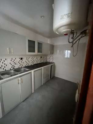 Apparement  de 2 chambres sdb avec entrée Sallon image 6
