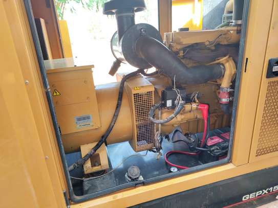 Olympian GEPX150 générateur diesel 150 kW image 3