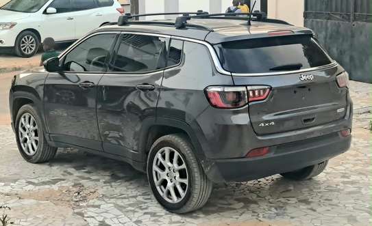 Jeep Cherokee limited image 3