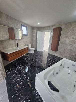 Appartements F4 aux Mamelles image 13
