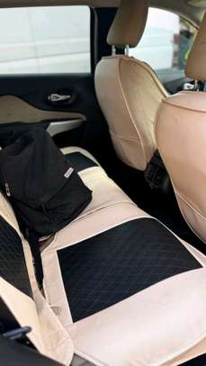 Jeep cherokee image 4