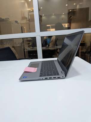 Dell 5530 )i5 ) 12e generation ) 16g de ram ) 256 image 4