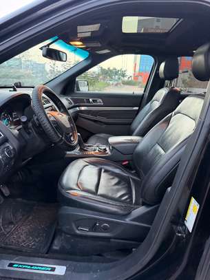 FORD EXPLORER LIMITED image 9