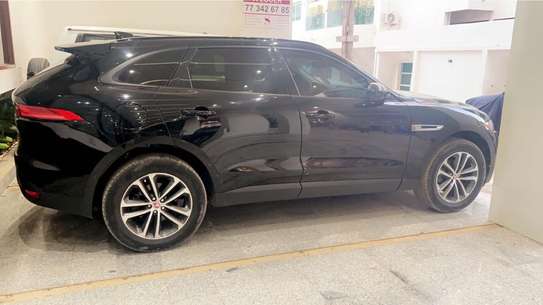 JAGUAR F-PACE 2018 image 2