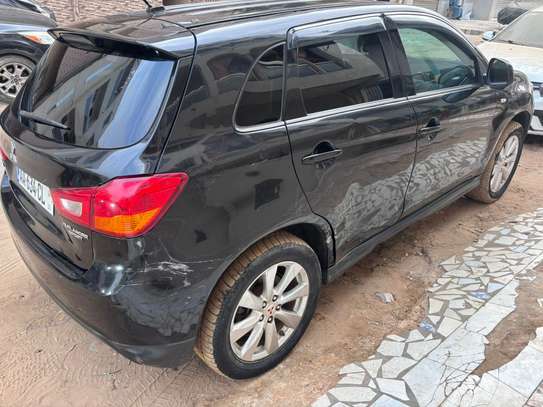 Mitsubishi Outlander image 3