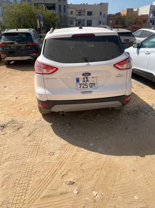 Ford Escape image 4