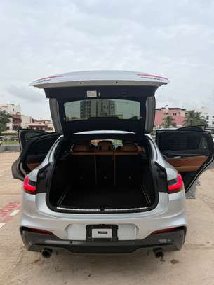 BMW X4 xDrive30i image 12