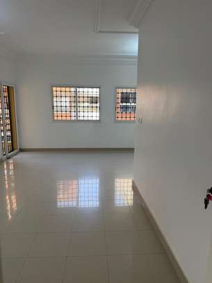 Appartement joli et moderne image 8