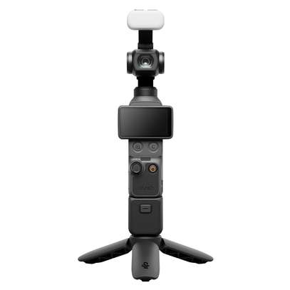 DJI Osmo Pocket 4 Creator Combo image 2