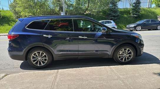 Hyundai Santa Fe XL image 9