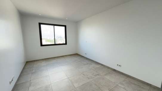Appartements F6 à louer sur la Corniche Ouakam image 12