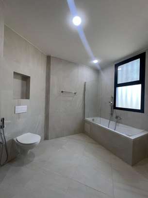 Appartement F3 meublé à louer Fann résidence longue durée image 8