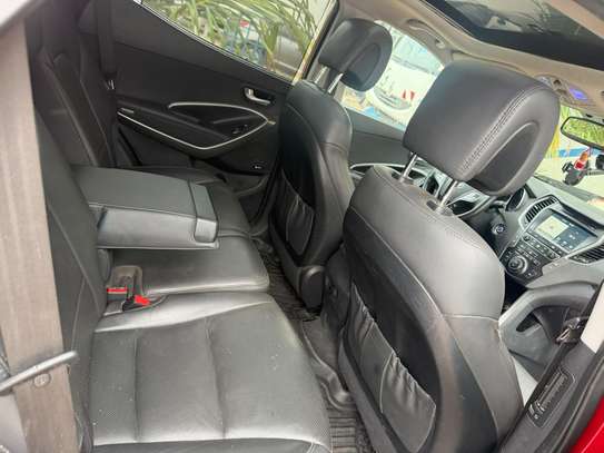 Hyundai Santafe 2017 image 9
