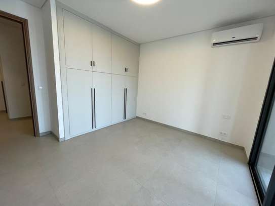 Appartement moderne neuf lumineux avec espaces paysagers image 12