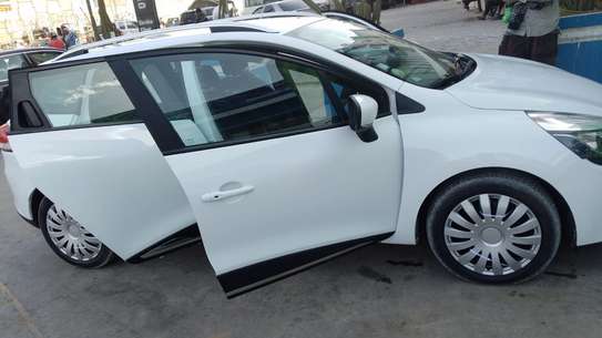 Clio4 Diesel image 1