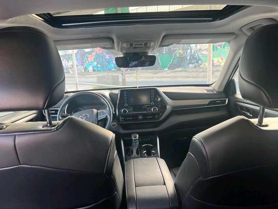 Toyota Highlander 2021 image 4