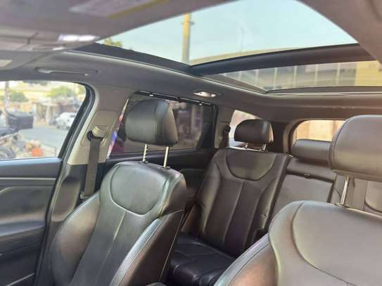 HYUNDAI SANTA FE 2019 image 2