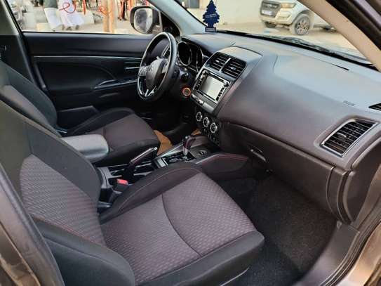 Mitsubishi Outlander 2018 image 9
