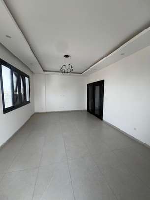 Appartement F4 à Vendre à Ngor/Almadies image 7