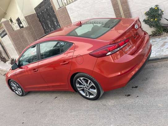 Hyundai Elantra 2017 image 3