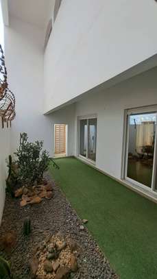 MAGNIFIGUE DUPLEX F6 A LOUER AUX ALMADIES image 13