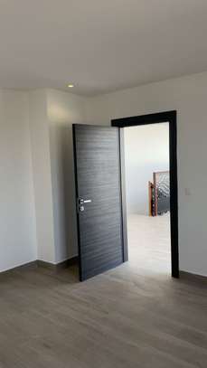 F4 EN DUPLEX VUE/MER A LOUER AUX ALMADIES image 3
