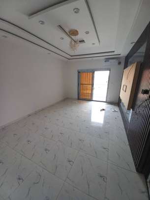 APPARTEMENT F4 A LOUER A NGOR image 7