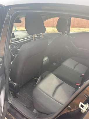 Location Mazda 3 2018 image 4