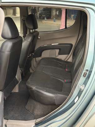 Mitsubishi l200 image 3