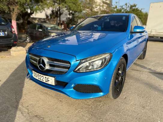 MERCEDES BENZ C220 , 2015 image 2