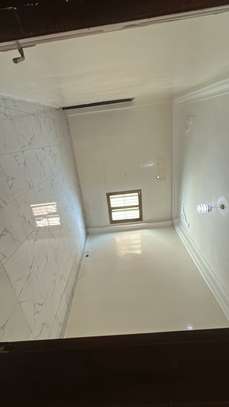 APPARTEMENT SPACIEUX F3 VIDE- A LOUER image 3