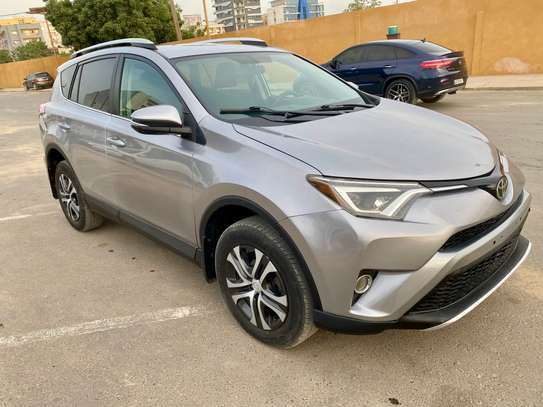 Toyota Rav 4 2017 image 3