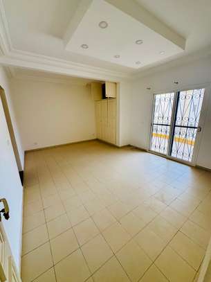 Appartement F5 – Almadies (derrière Free Mobile) image 9
