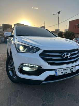 HYUNDAY SANTAFE 2017 Version 4x4 Full Options image 4