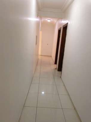 Appartement F4 haut standing à louer à Dakar plateau image 7