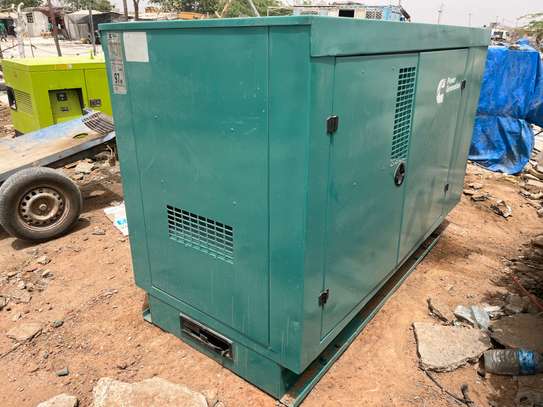 Groupe électrogène 110kva image 3