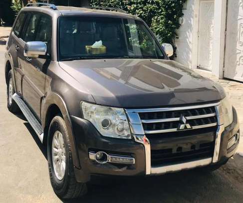 Mitsubishi pajero 2015 image 7