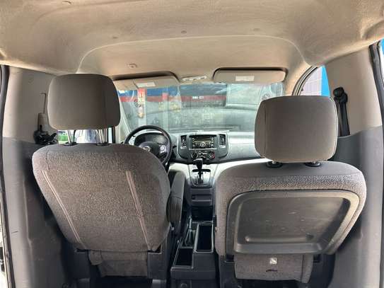 Nissan NV200 image 5