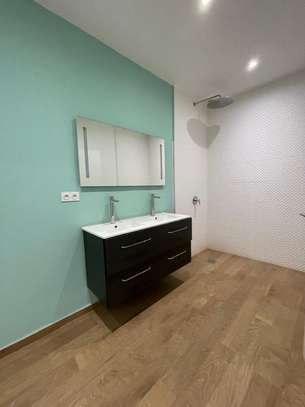 Immeuble Neuf R+6 à vendre au point e image 2