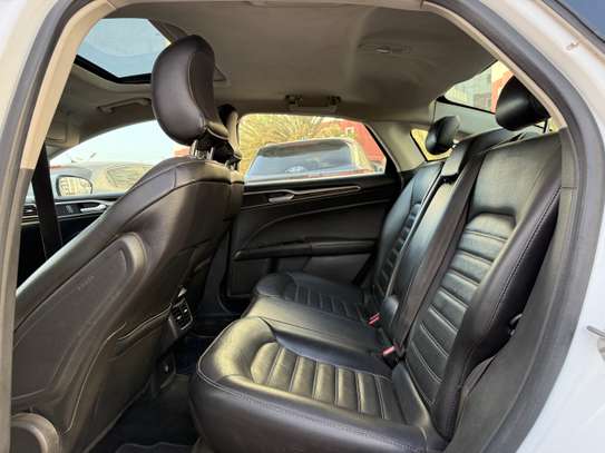Ford fusion image 5