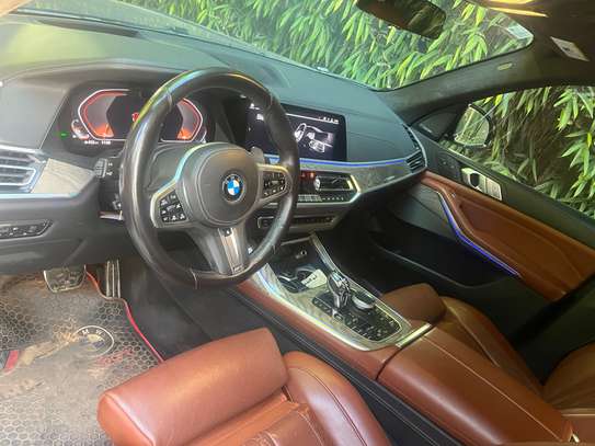 BMW X7 40i 2019 image 1