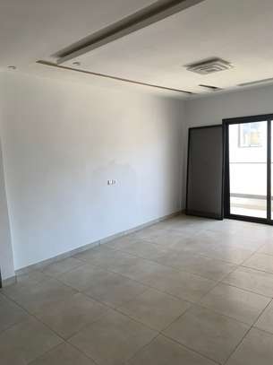 Bel Appartement F4 à louer aux Almadies image 11