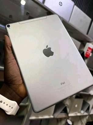 Vente flash ipad pro retina 10.5 capacité 256Go image 3