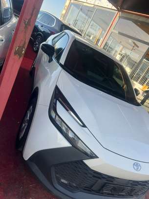Toyota C HR image 2