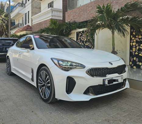 KIA STINGER PLATINUM AWD image 2