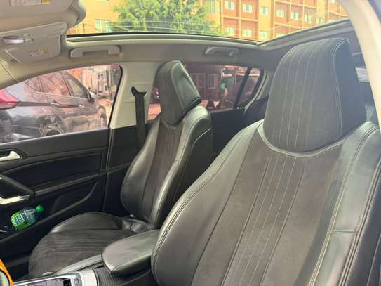Peugeot 308 GT 2015 image 10