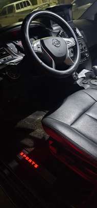 Location de voiture Pick-up Sport polyvalent image 4